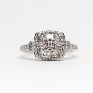 Antique 1 Carat Diamonds 14k Gold Engagement Ring